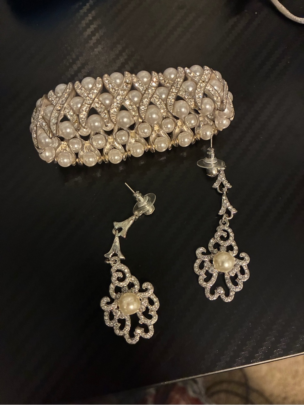 Bridal bracelet and earrings - Diamond and pearl